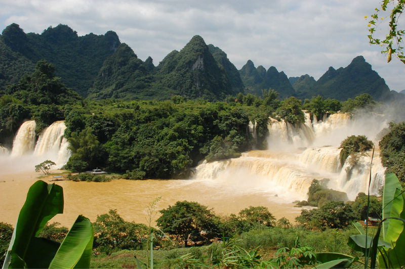 22個中國最美最酷瀑布，你去過哪一個--置頂表情